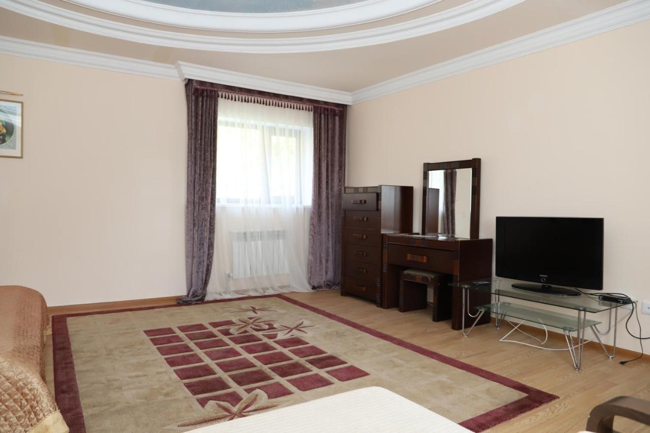 Hotel Eurasia Deluxe Borovoe Esterno foto